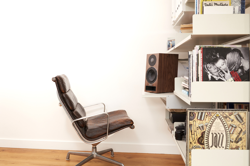 pmc-Twenty5-21-shot-room